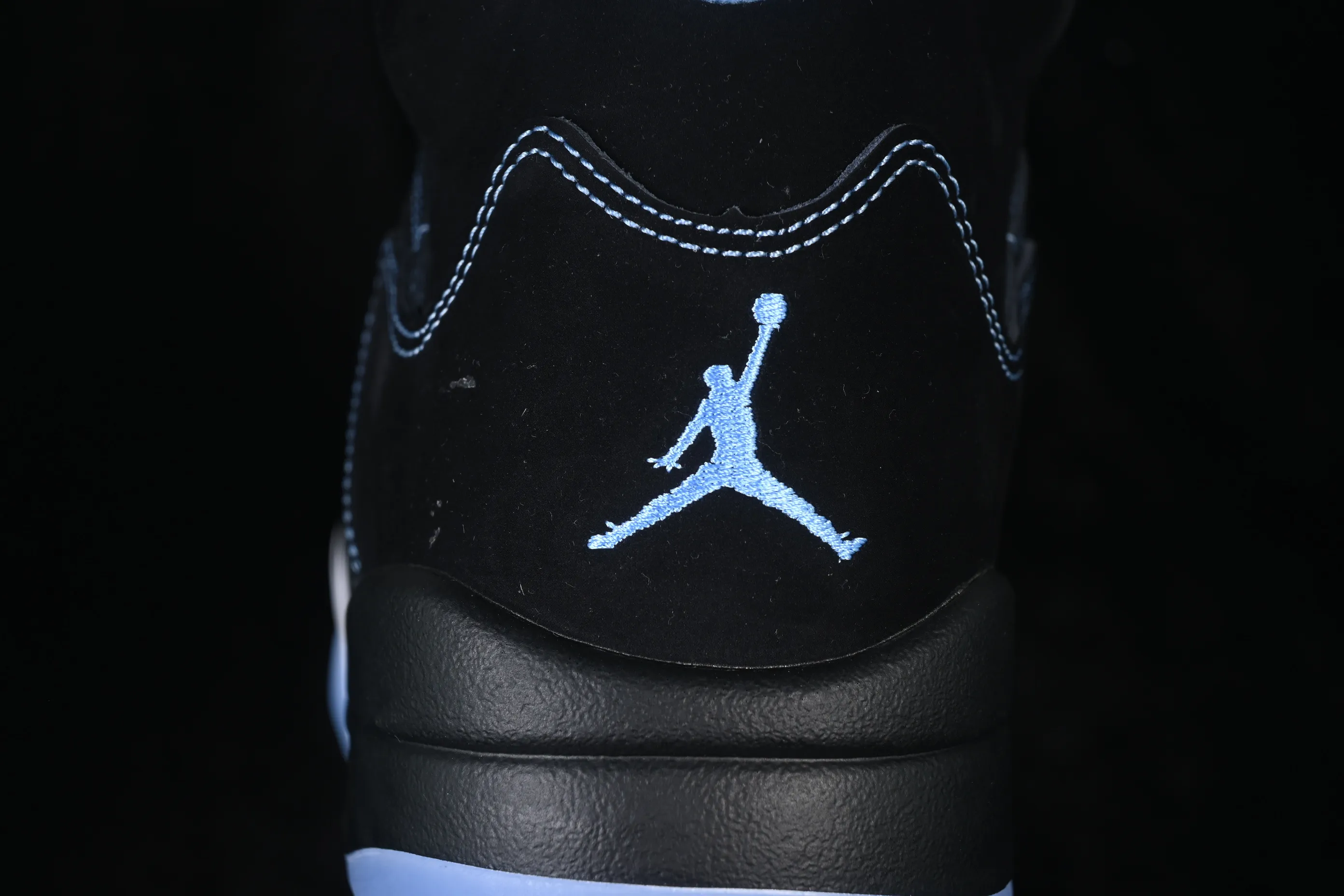 All categories Air Jordan Jordan series basketball shoes Air Jordan 5 GX foreign trade version Air Jordan 5 Retro "Black University Blue" AJ5 Joe 5 University Blue DD0587-008